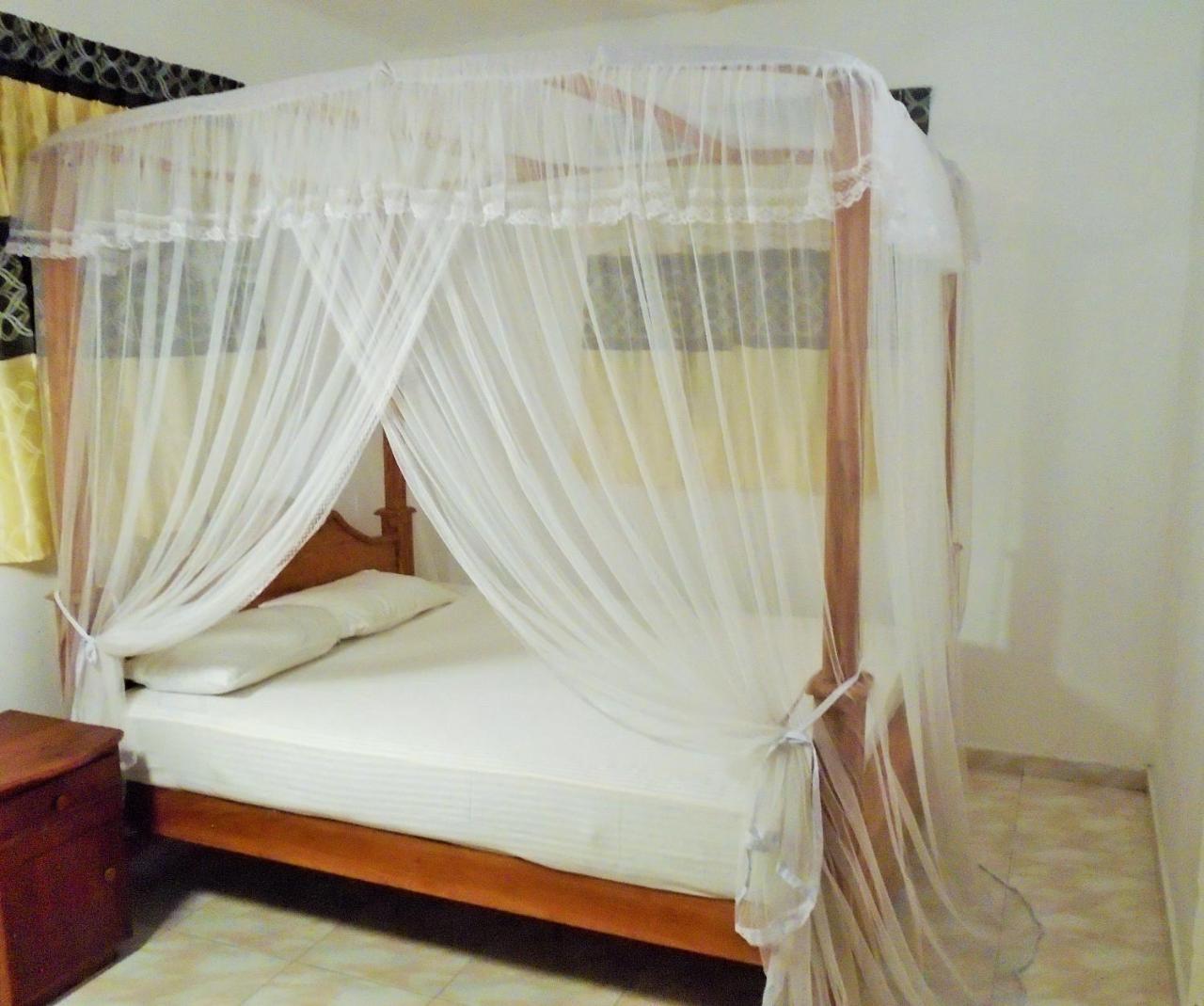 Ceylon Hostel-Galle Унаватуна Екстериор снимка