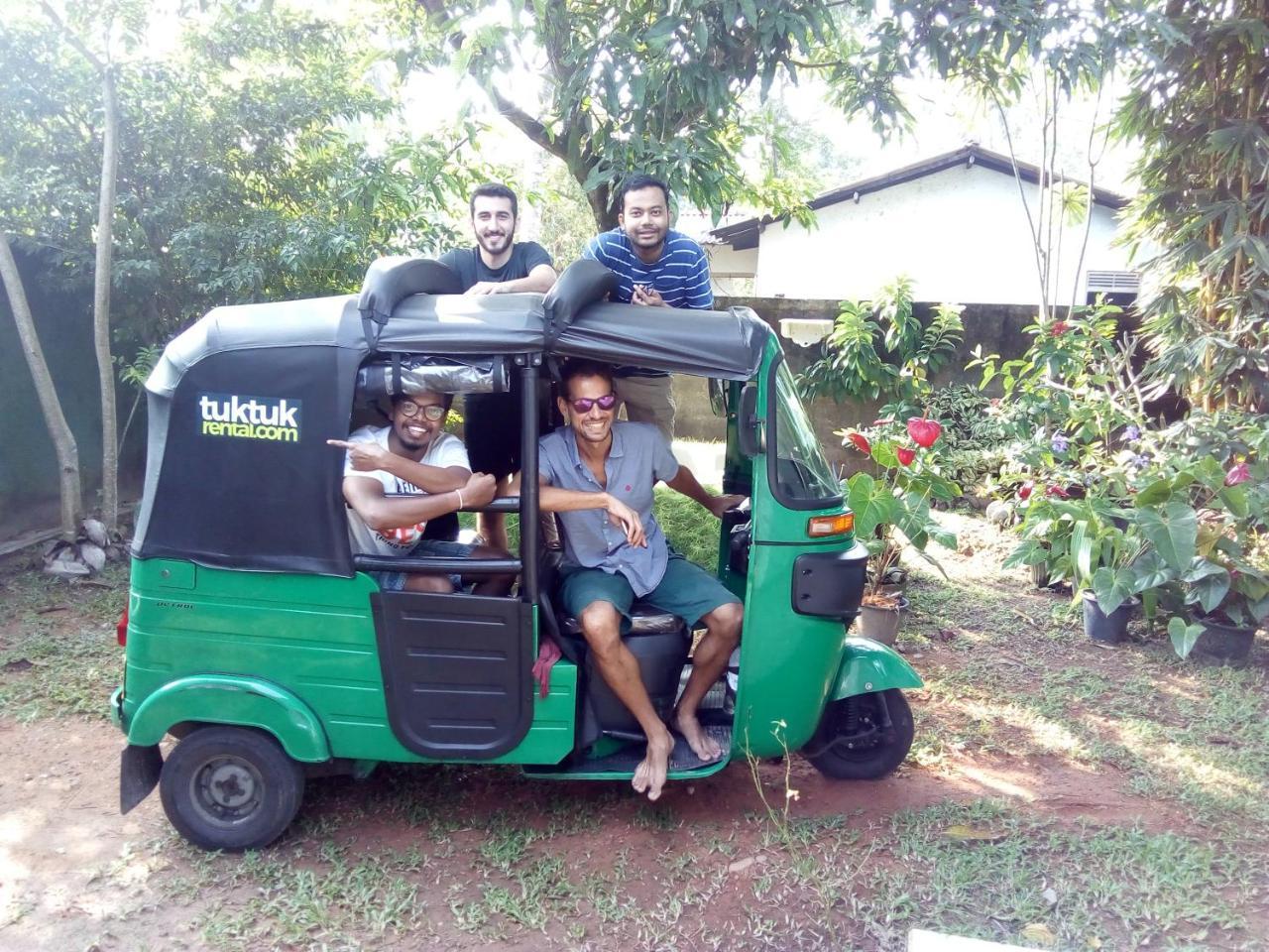Ceylon Hostel-Galle Унаватуна Екстериор снимка